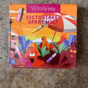 Victoria K Spray Mist Set - Vibrant Multicolor